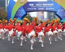 包含赛地聚焦——葡超赛前热度飙升，深圳男篮主帅复盘，媒体盛赞，赛程密集仍需轮换的词条