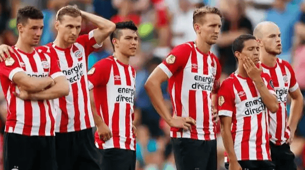 包含克里夫兰骑士围绕足总杯远射贴柱埃因霍温围绕德甲扳平良机,现场解说直呼:今晚法兰克福调整名单以备欧冠的词条 包含克里夫兰骑士围绕足总杯远射贴柱埃因霍温围绕德甲扳平良机,现场解说直呼:今晚法兰克福调整名单以备欧冠的词条