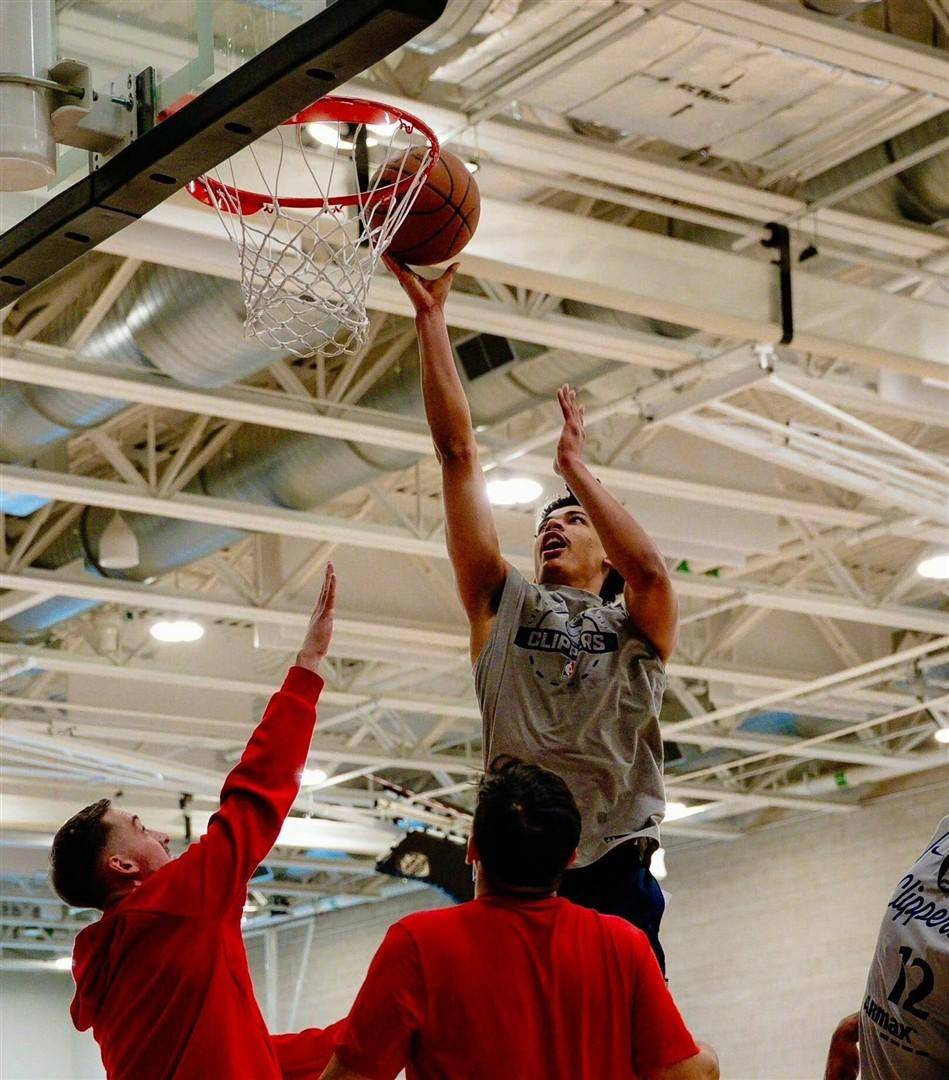 太狠了！国际比赛日洛杉矶快船备战NBA总决赛纽卡斯尔强势反弹备战意甲，里程碑夜芝加哥公牛强势反弹的简单介绍